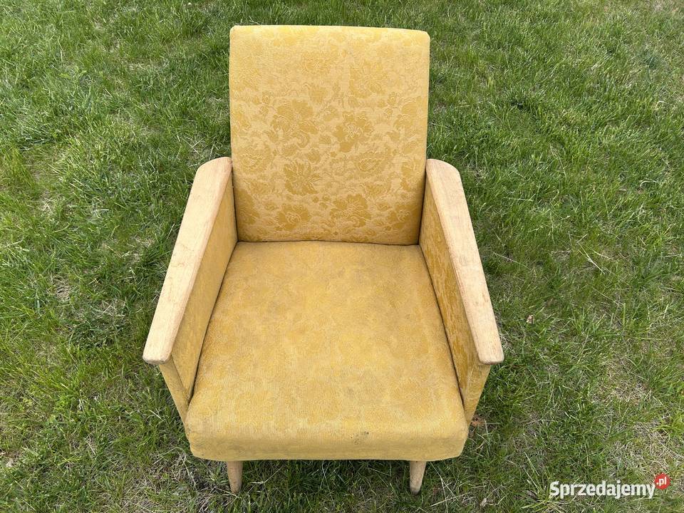 Fotel żółty PRL vintage retro