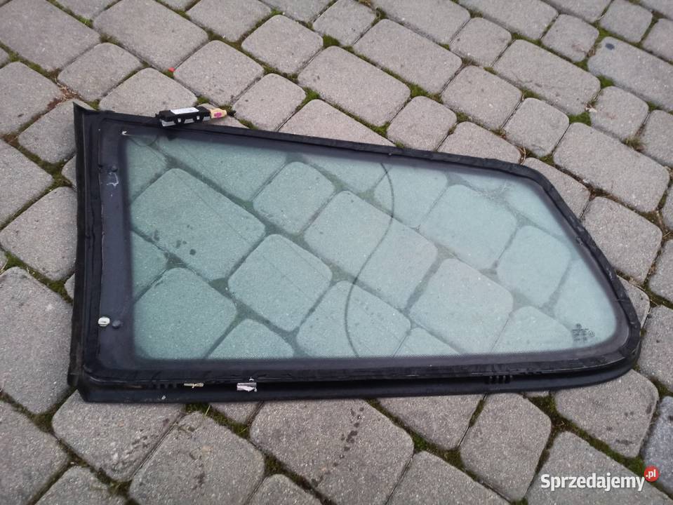 Passat b6 kombi szyba karoseryjna Lewa prawa tył