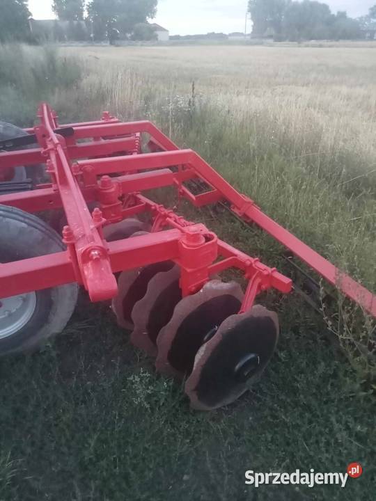 Sprzedam talerzowkę Maszyny rolnicze sprzedam