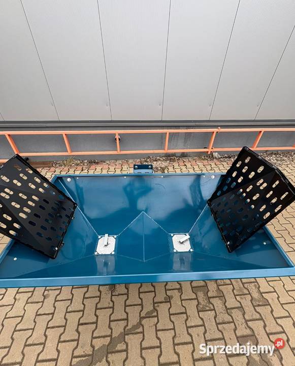 Rozsiewacz nawozów DWUTALERZOWY nieuszkodzony Sobótka sprzedam