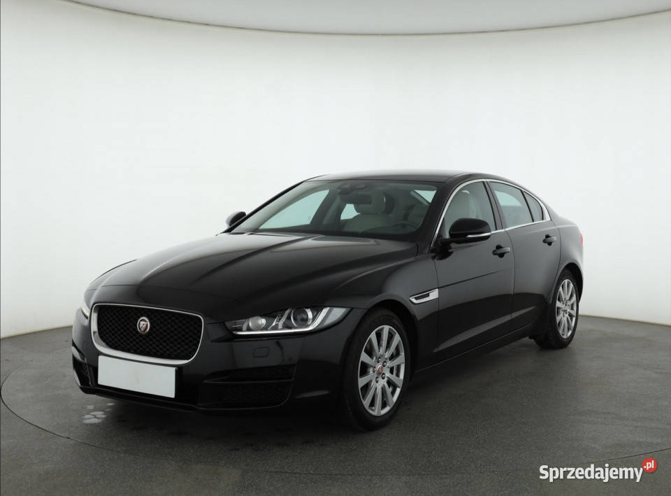 Jaguar XE 20d czujnik parkowania Piaseczno