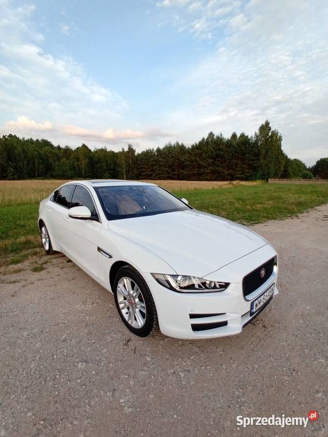 Jaguar Xe Premium 20 250 AWD 2000cm3 mazowieckie Zamienie
