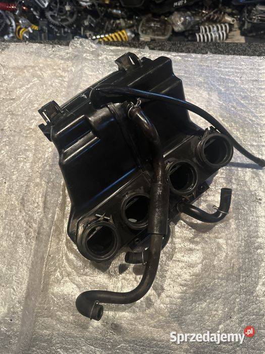 Obudowa Filtra airbox Suzuki RF 600 R 9397 M927 Poznań