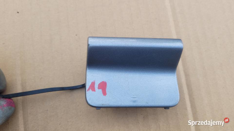 MERCEDES W204 KOMBI ZAŚLEPKA HAKA ZDERZAKA TYL osobowe Pozostałe śląskie