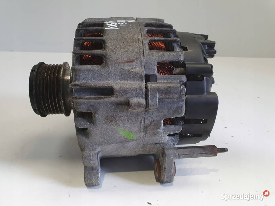 VW Passat B6 19 TDI ALTERNATOR Valeo 03L903023E Janów