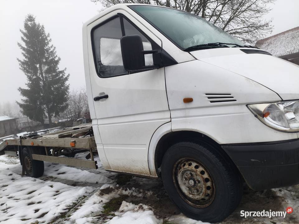 Lawetą sprinter Ełk