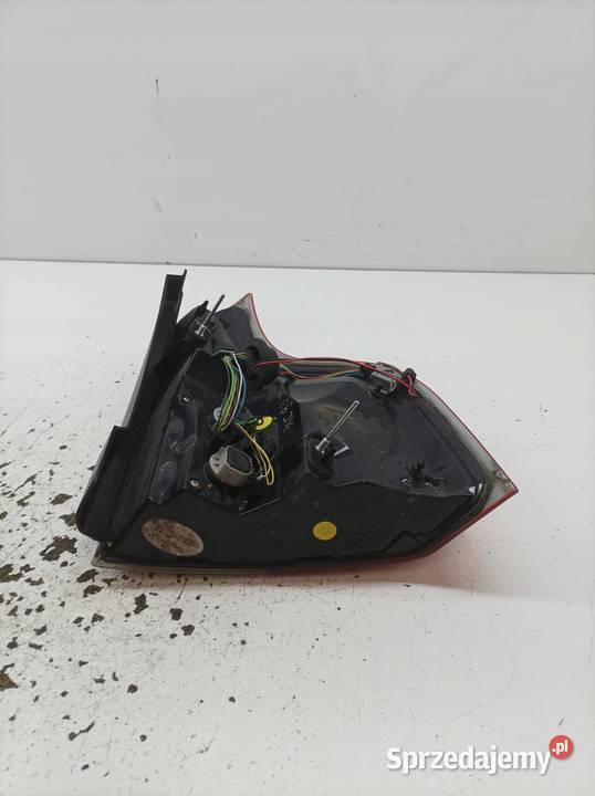 LAMPA TYŁ LEWA LIFT LED EUROPA Volvo XC 90 I