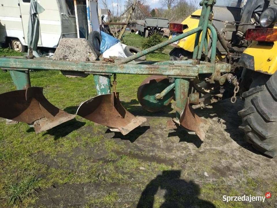 Pług trzy skibowy nieuszkodzony pomorskie Nowy Dwór Gdański