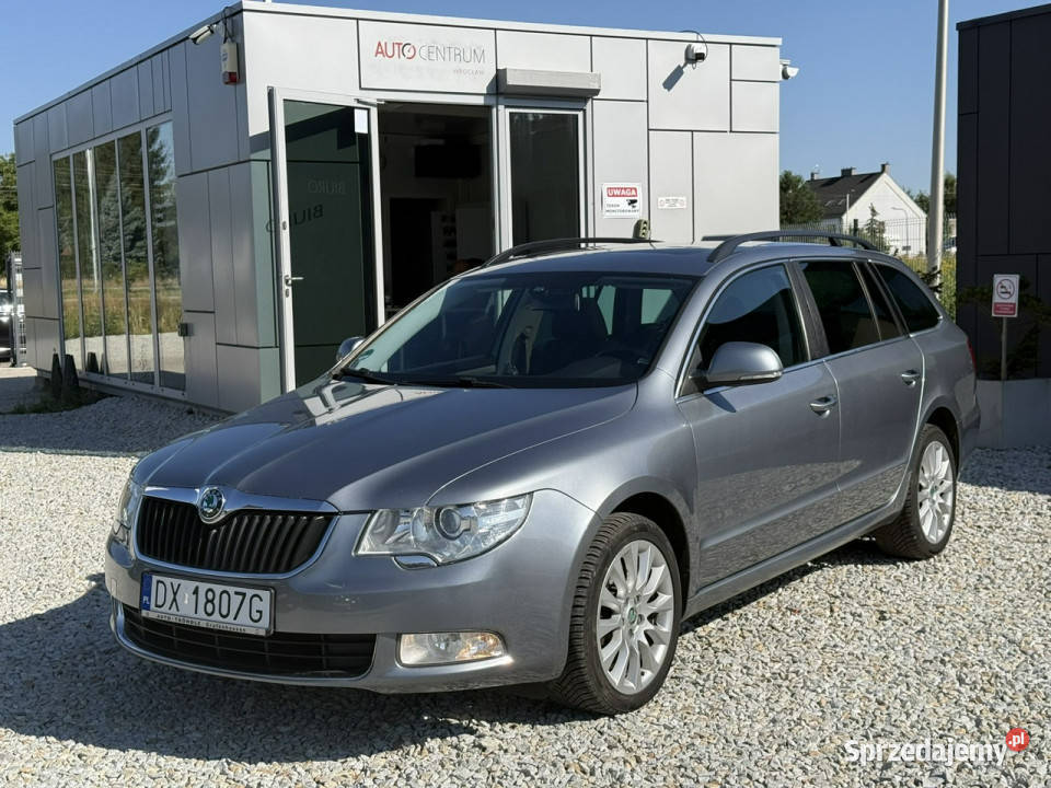 koda Superb 20 TDi 170 DSG 2013r panorama FV Wrocław