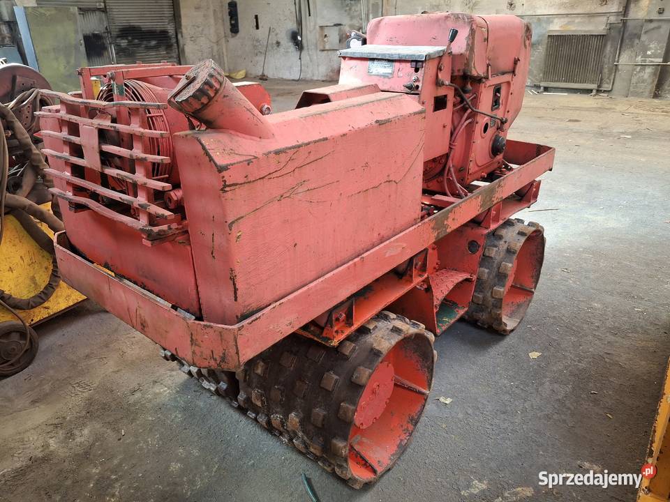 Walec wibracyjny okołkowany Rammax RW2400 Radomsko