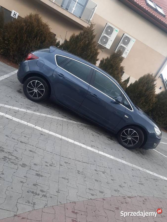 Opel Astra J 2010r17cdti 125