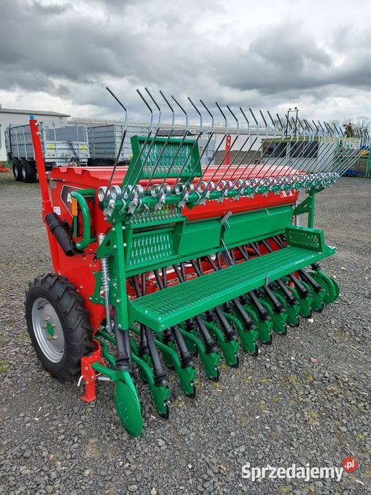 Siewnik stopkowy 27 m AgroMasz Olesno