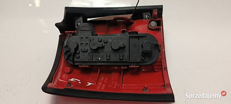LAMPA PRAWA TYŁ AUDI A4 B6 Pozostałe kujawsko-pomorskie Lipno