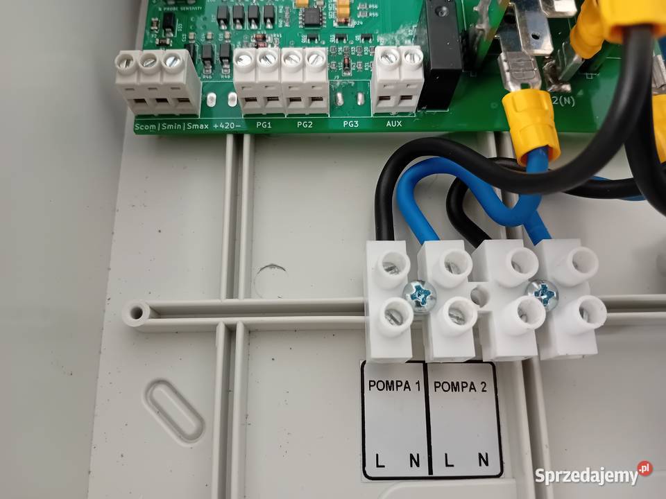 jednofazowy kontroler 2pompsilników 2x03722kw Systemy nawadniające Limanowa sprzedam
