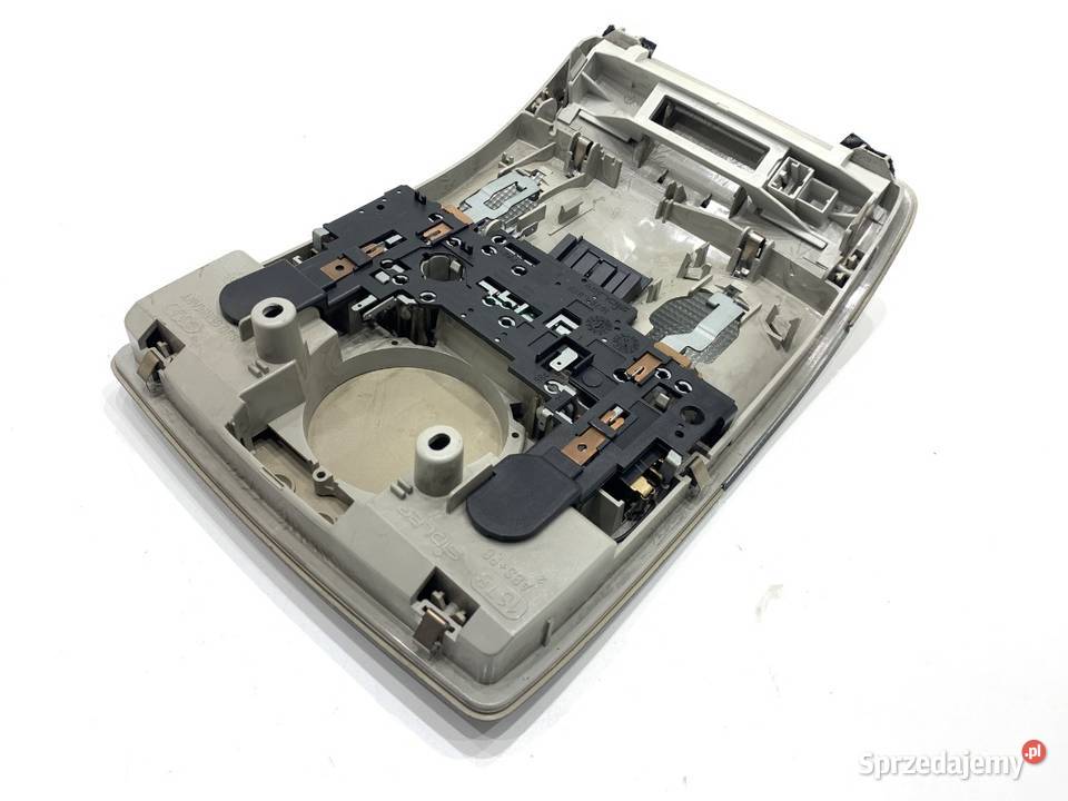 LAMPA SUFITOWA AUDI A4 B6 8E0947135A Kombi 0005 podkarpackie