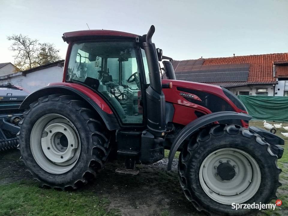 Valtra 104N Hi tech liwidacja gospodatstwa Skrzynia biegów Manualna pomorskie Stary Dzierzgoń
