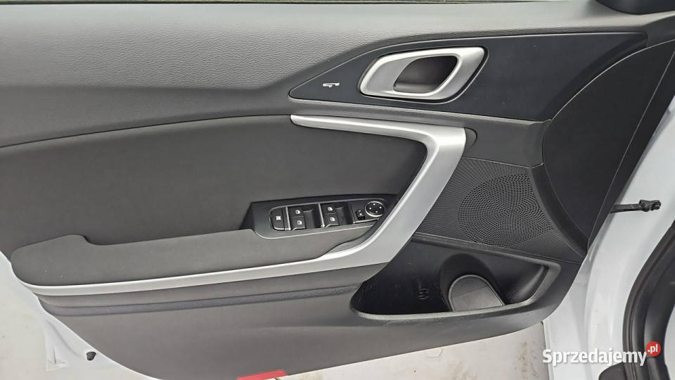 Kia Ceed Ceed 15 TGDI M Z Polskiego Salonu Warszawa sprzedam