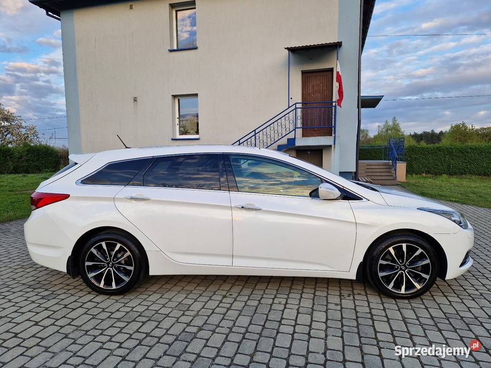 Hyundai i40 2017 Poliftowy 17 CRDI 141 salon