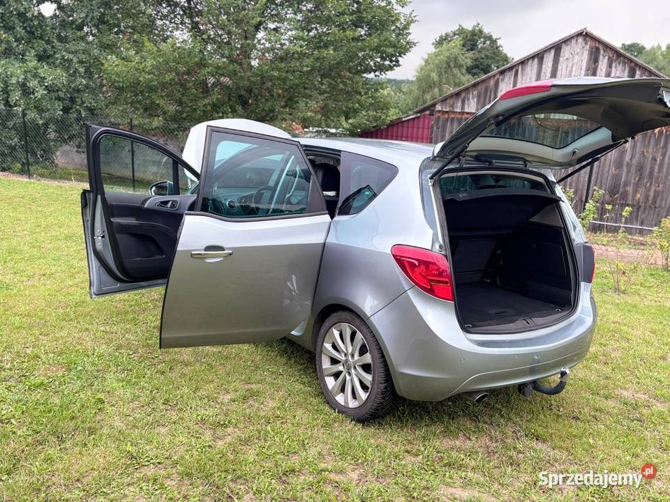 Opel Meriva B 17 cdti 2010 Średnie Duże