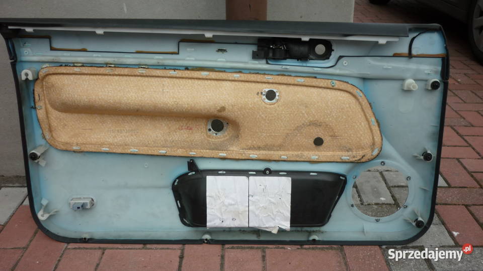 Boczki drzwi Golf 4 Rok produkcji 1998 Kiszkowo