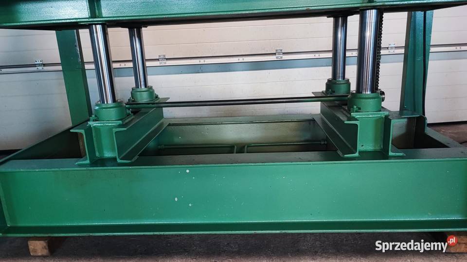 Prasa półkowa hydrauliczna do fornirowania Joos