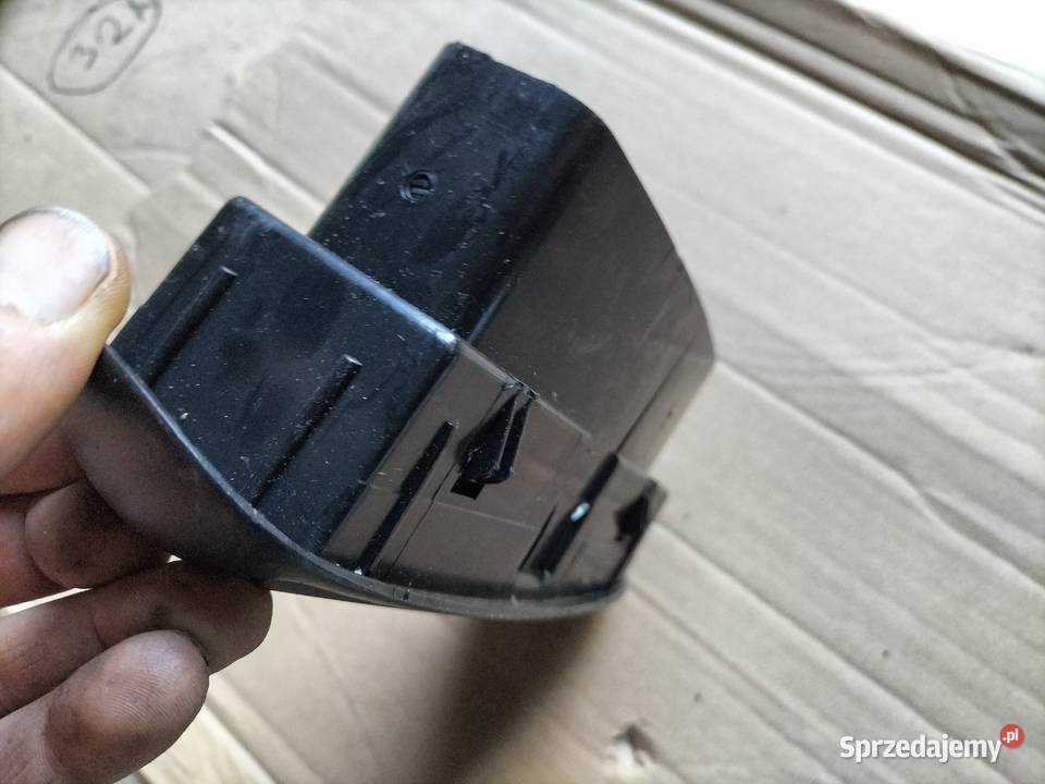 FIAT SEICENTO ŚRODKOWA KRATKA NAWIEWU Kamień-Kolonia sprzedam