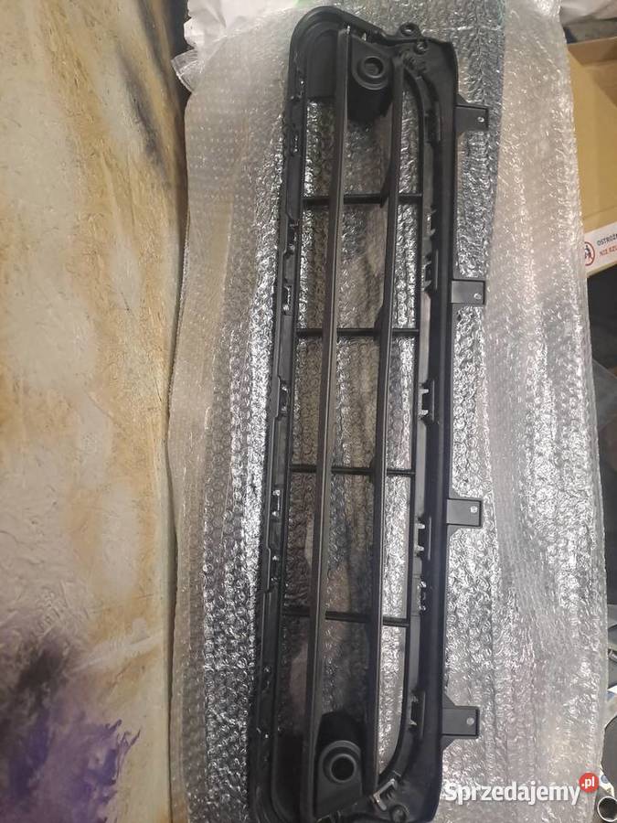 Dolna atrapa kratka zderzaka Mini Coutryman F60 Zamienie sprzedam
