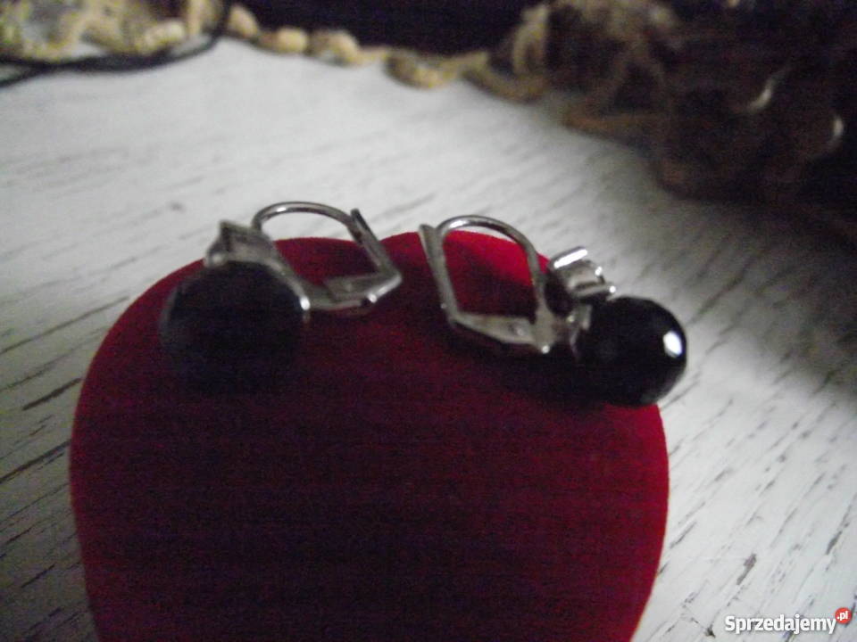 SREBRZONE KOLCZYKI Z CZARNĄ PERŁĄ I CYRKONIĄ Piła sprzedam