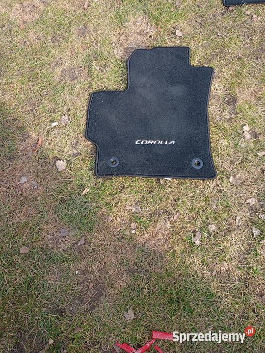 Dywaniki welurowe do Toyota Corolla E21 Łódź sprzedam