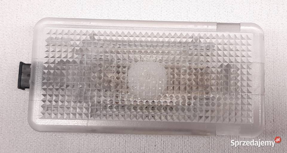 LAMPKA WNĘTRZA BMW E39 E60 E65 E87 E90 E91 F10 Wyposażenie wnętrza Mielęcin sprzedam