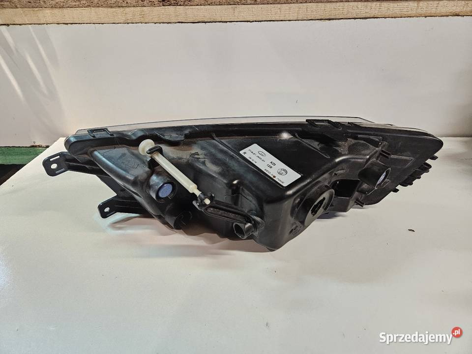 SKODA OCTAVIA III 3 5E0 HALOGEN PRZECIWMGIELNY prawe Lampy przeciwmgielne Międzychód sprzedam