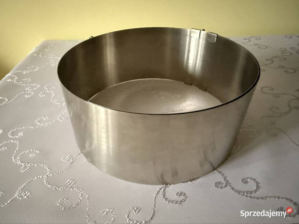 Regulowany rant cukierniczy TCM ze stali Blachy i formy do pieczenia