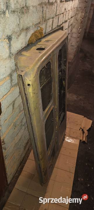 Drzwi prawe Syrena 105 Bosto R20 Oryginał śląskie Zabrze sprzedam