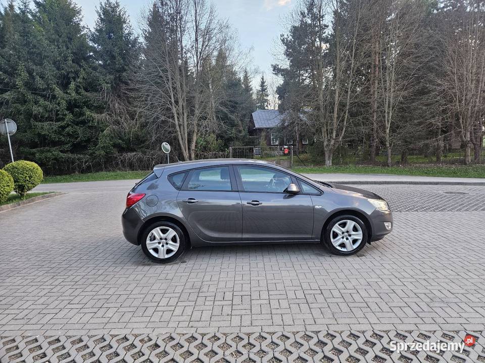 Opel Astra J 2010r 17cdTi 110 Klima Długie Opel Ryglice