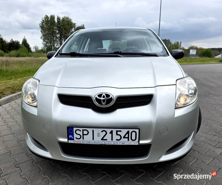 Toyota Auris 14 salon wzorowa benzyna śląskie Siewierz