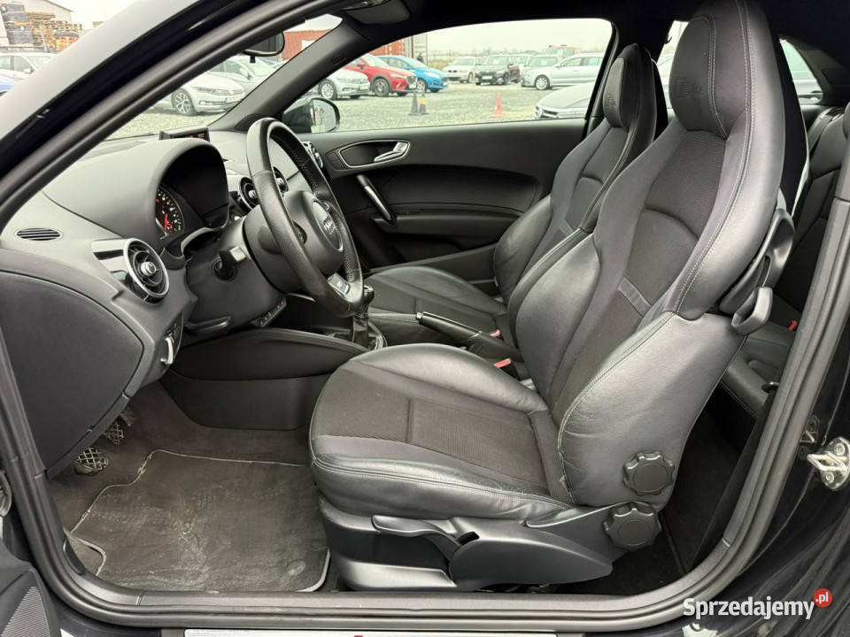 Audi A1 3drzwiowe 16 TDI 105 2011r SLine zadbane 182600km Wojkowice