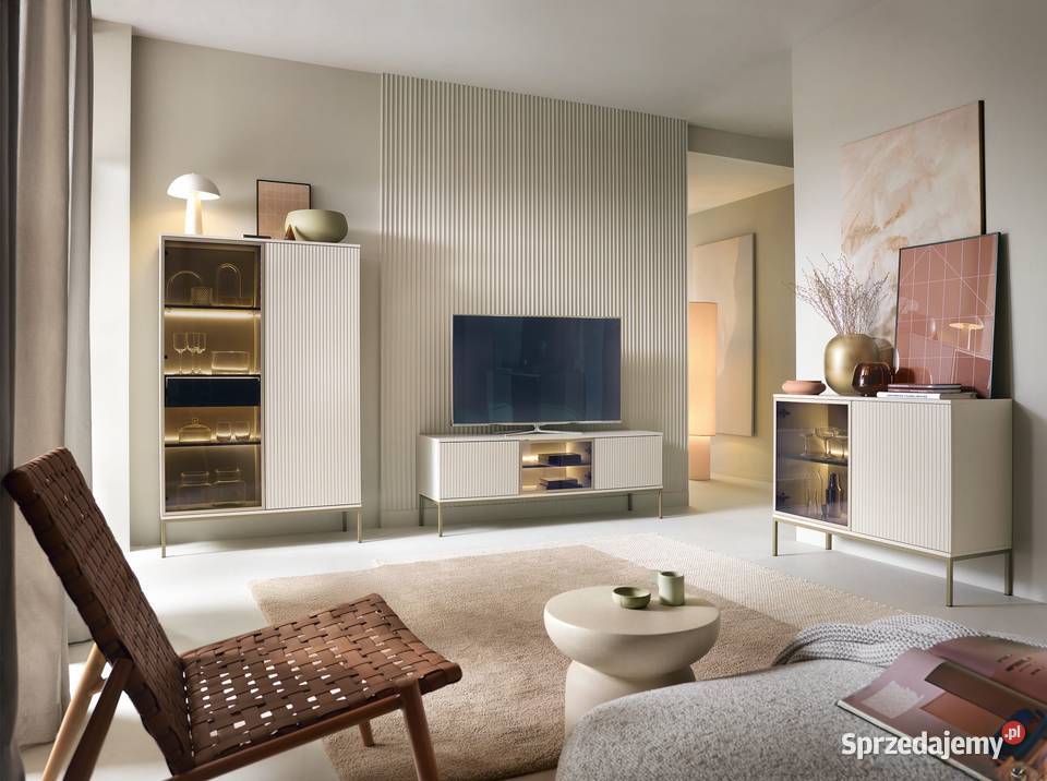 Komoda SENTO trzydrzwiowa LED 154 szybka wysyłka Łódź sprzedam