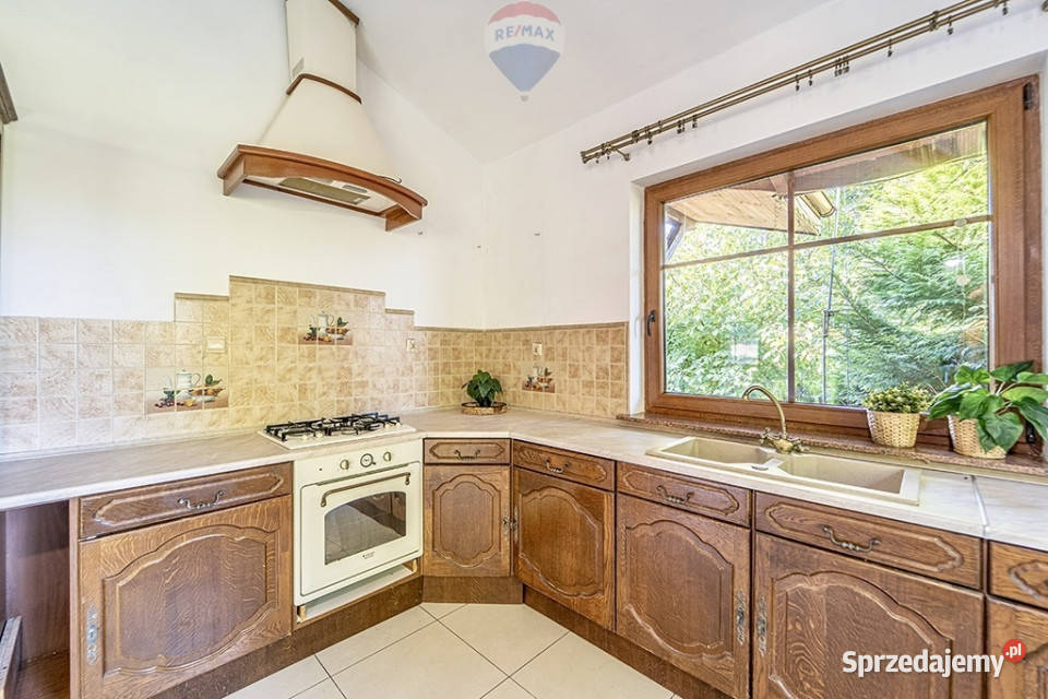 Dom parterowy wysoka hala garaże i pół hektara Liczba pokoi 4 lubuskie Błonie