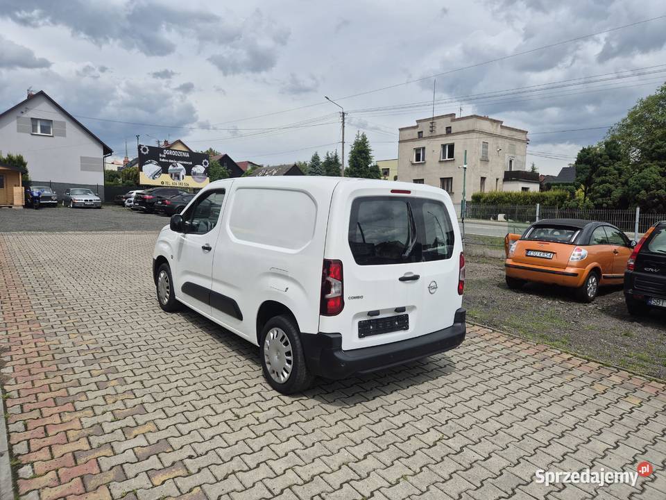 2020 Opel Combo 135 15d 76 Zadbany Bezwypadek 1500cm3 Bujaków