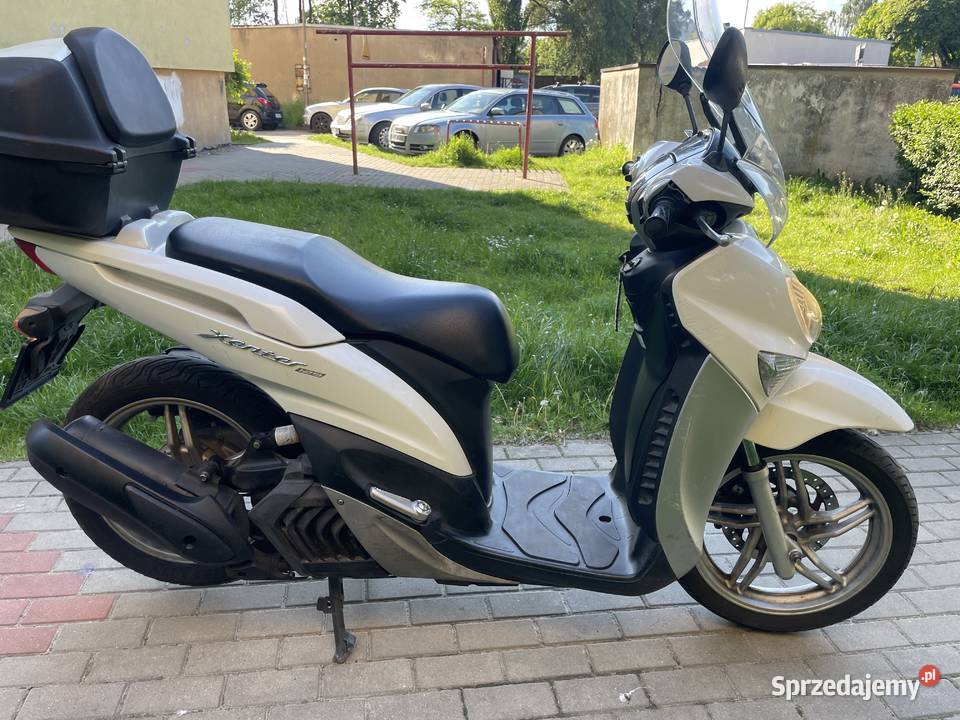 Yamaha xenter 125 transport honda pcx aprilia