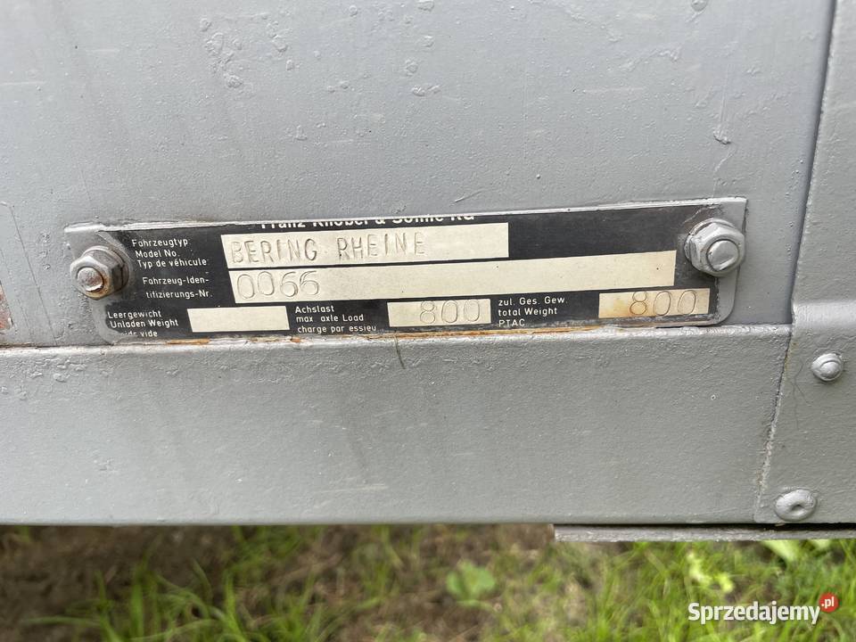 Sprzedam Przyczepkę 800 Ślesin