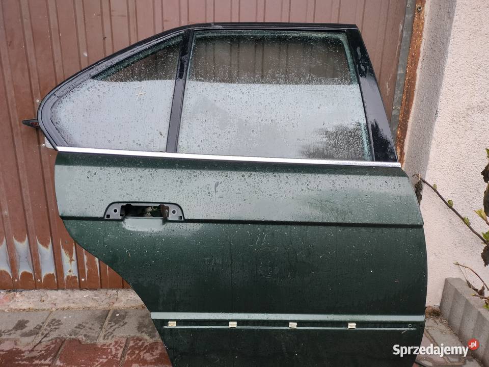 BMW E34 drzwi tylne lewe prawe łódzkie sprzedam