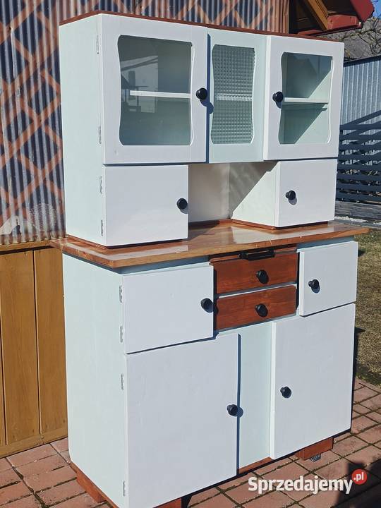 Kredens PRL Poniatowa