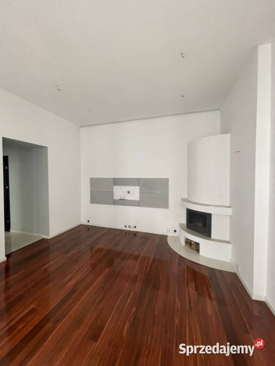 Mieszkanie trzypokojowe w Centrum