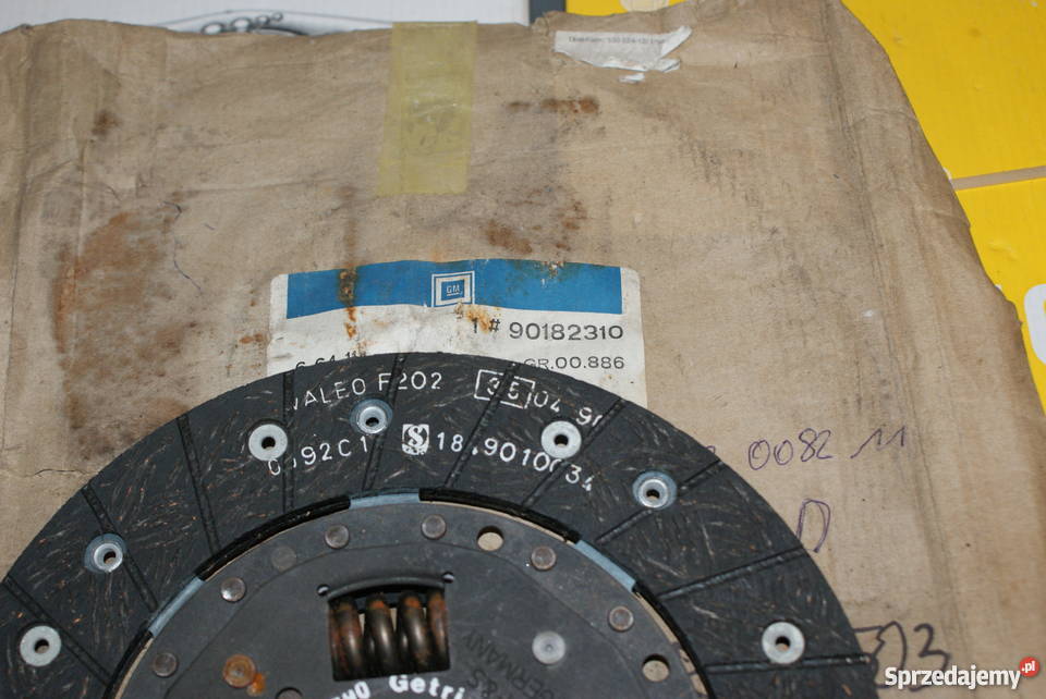 Tarcza sprzęgła 215mm OPEL ASCONA C KADET Białobrzegi