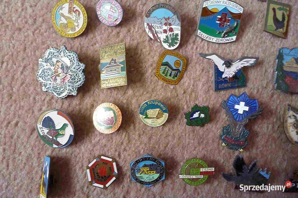 ZESTAW ODZNAK PTTK STARE I INNE 82 Kraków