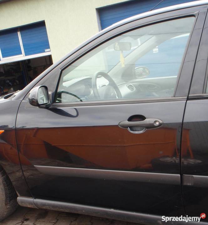 Ford Focus MK1 I kolor F8 NA CZĘŚCI łódzkie Piotrków Trybunalski sprzedam