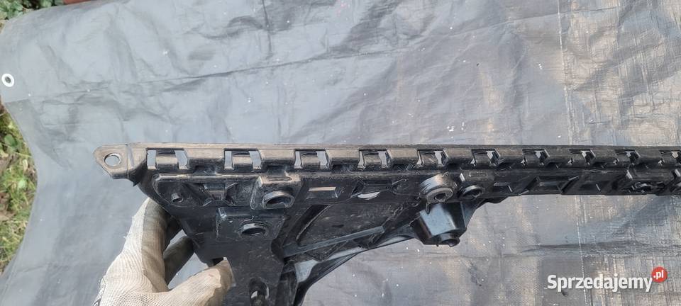 ŚLIZG ZDERZAKA PRAWY TYŁ MERCEDES W213 osobowe Ruda Śląska