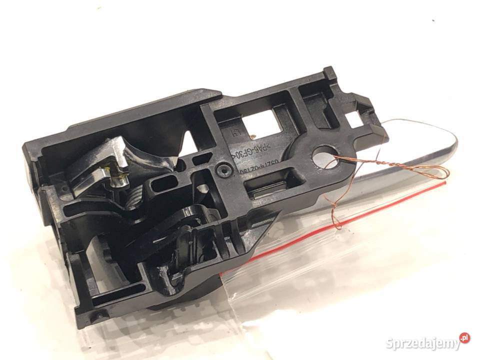 KLAMKA WEWNĘTRZNA LEWY PRZÓD TOYOTA COROLLA E21