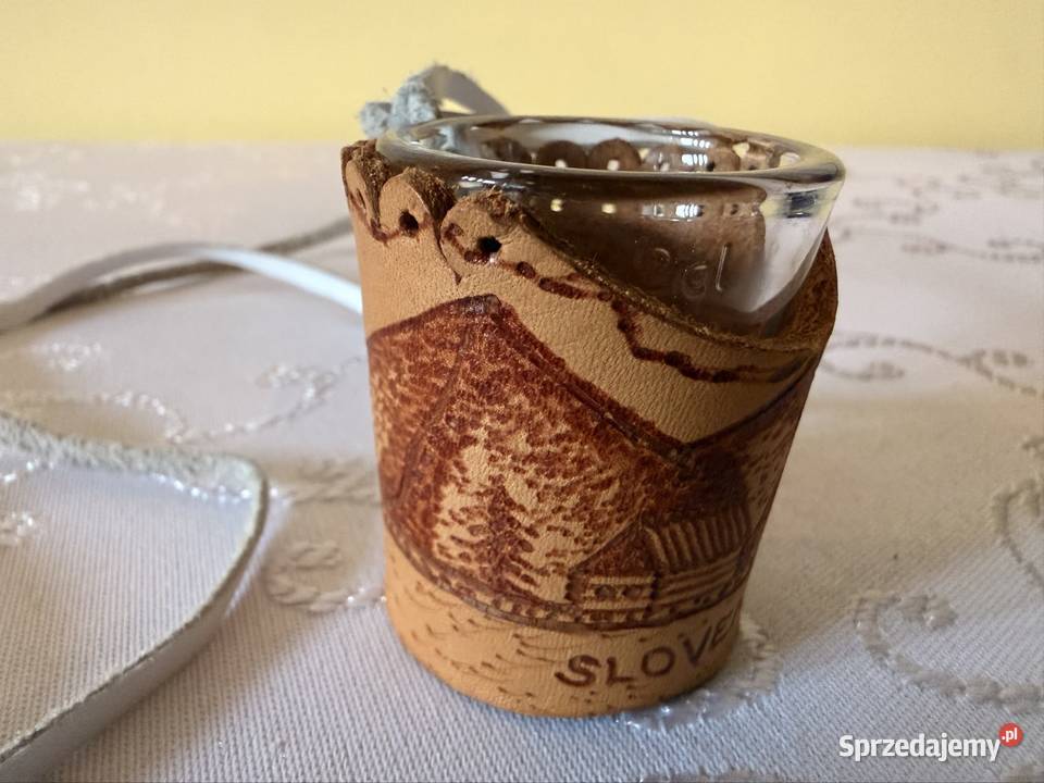 Kieliszek Imprezowy Slovensko Skórzany Pasek Wyposażenie wnętrz Czerwionka-Leszczyny sprzedam